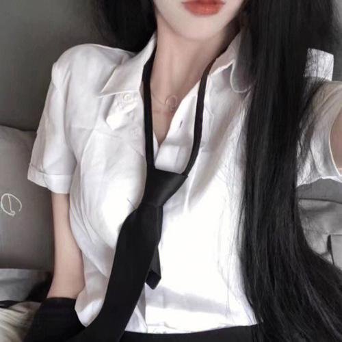 老师不是人